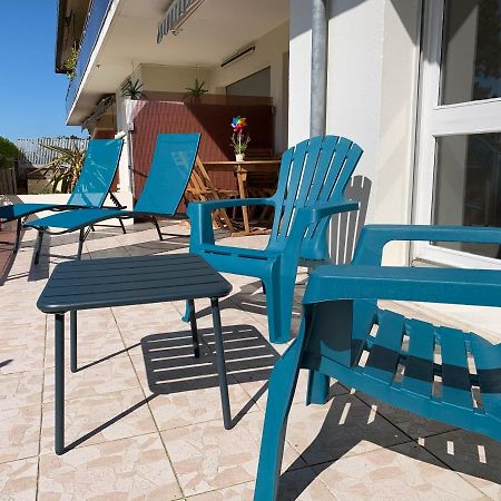 Trouville, Appartement Renove Avec Grande Terrasse Au Calme Exterior photo